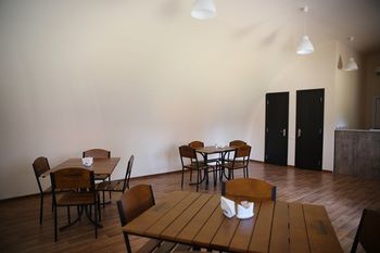 Atrium Hotel Тбилиси Екстериор снимка