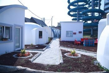 Atrium Hotel Тбилиси Екстериор снимка