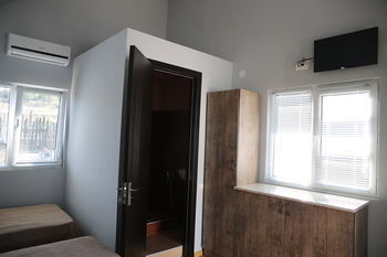 Atrium Hotel Тбилиси Екстериор снимка